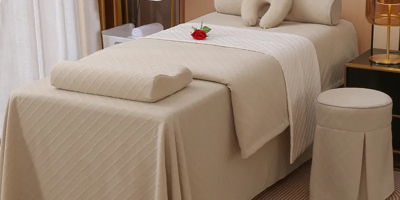 Equipment for a beauty salon: opening-a-lash-studio furniture list